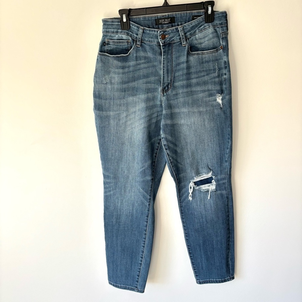 Judy Blue Boyfriend Fit Distressed Straight Leg Jeans Medium Wash Denim